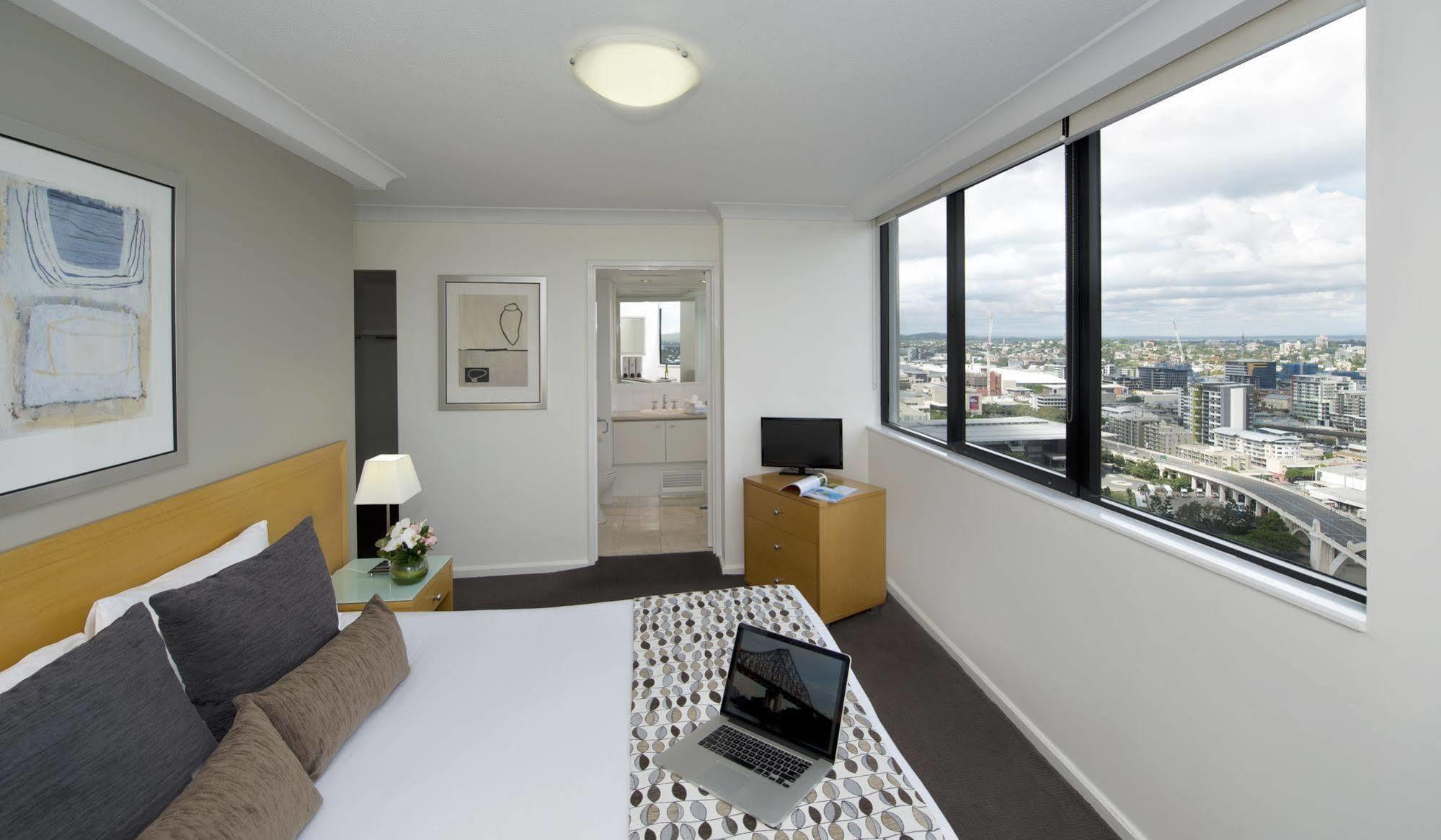 Park Regis North Quay Aparthotel